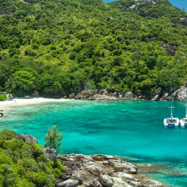 Seychelles yacht charter