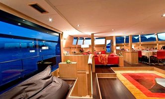 Bradley yacht charter H2X Motor Yacht