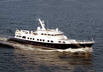 Aga 6 Yacht Charter in Cuba