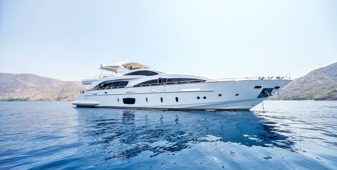 Antonia II Yacht Charter in Singapore