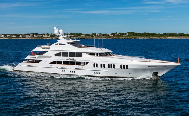 Aspen Alternative Yacht Charter in Florida