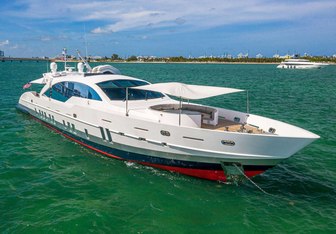 Double Shot Yacht Charter in Miami