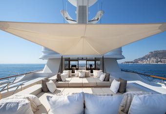 Vassa yacht charter lifestyle
                        